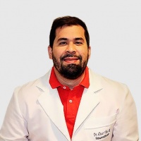 Dr. Cesar Vera R.